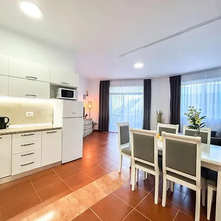 Appartamento Sapphire Whispers Golem (Tirana)