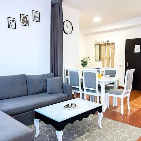 Sapphire Whispers Apartment *